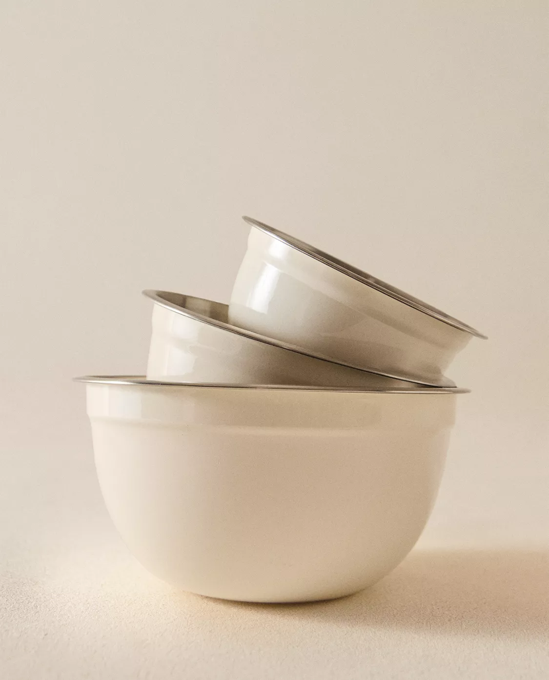 Elevate Your Culinary Creations with the Perfect Cuisinart Mixing Bowl Set